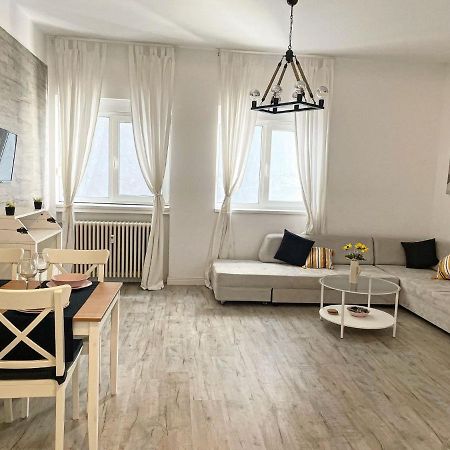White Apartment Bucarest Extérieur photo