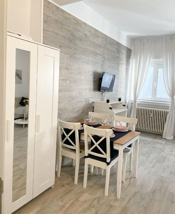 White Apartment Bucarest Extérieur photo
